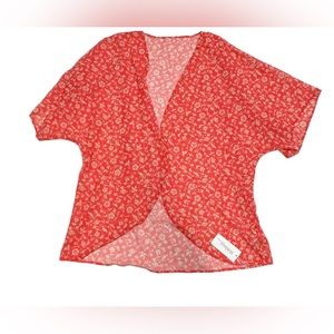 Hibluco size 2XL women’s cardigan. Red and tan colored NWT, in great condition!